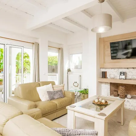 Villa Cavo Pearl By